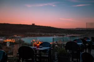 One80 Kitchen & Lounge