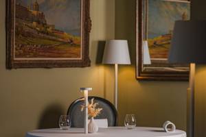 The De Mondion Restaurant